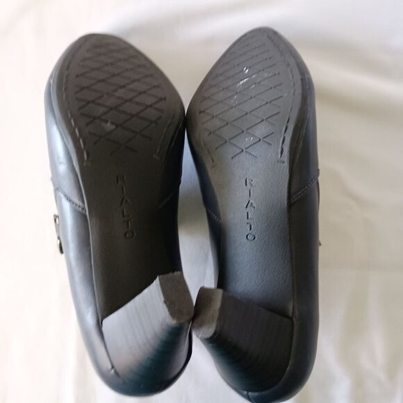 RIALTO Sarina Navy Ankle Boots Size 7 Wide Faux Leather Side Zip Booties - Picture 6 of 12